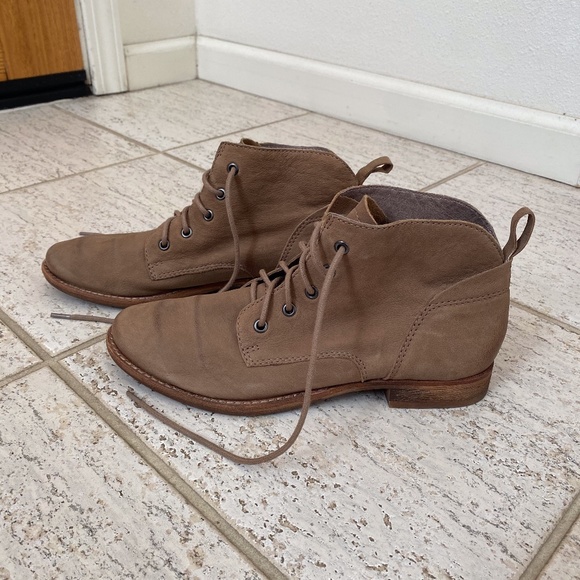 Sam Edelman Mare Lace-Up Ankle Booties - Picture 2 of 4